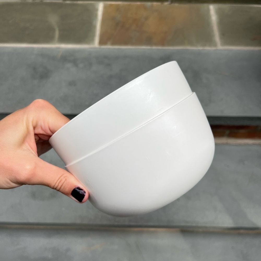 Set of 2 Melamine Outdoor/Indoor Tableware - Picture 4 of 6
